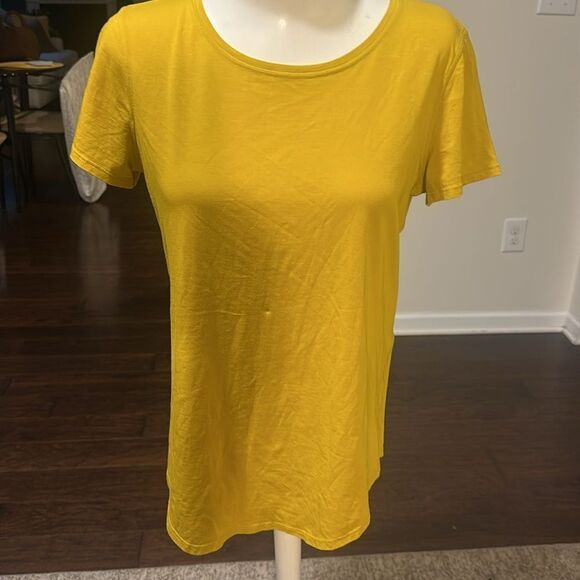 Lululemon Gold Athletic T-Shirt 8 - Picture 1 of 4